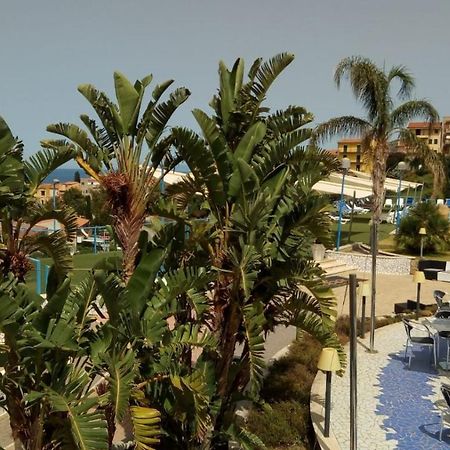 Tus'Hotel Кастел ди Туза Екстериор снимка